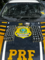 Motorista é preso com munições escondidas no motor e debaixo de banco de carro na BR-251; VÍDEO